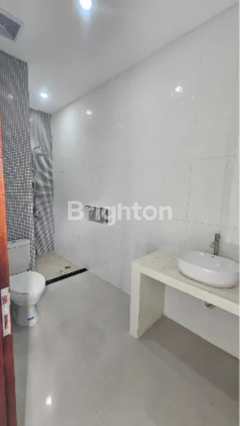 image DISEWAKAN: VILLA MEWAH SEMI-FURNISHED DI JANTUNG SEMINYAK (4)