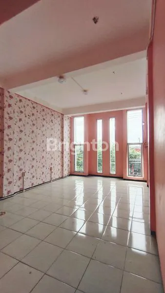 image RUKO DISEWAKAN BERSIH SIAP PAKAI 3 LANTAI STRATEGIS DI AREA SOEHAT MALANG (2)