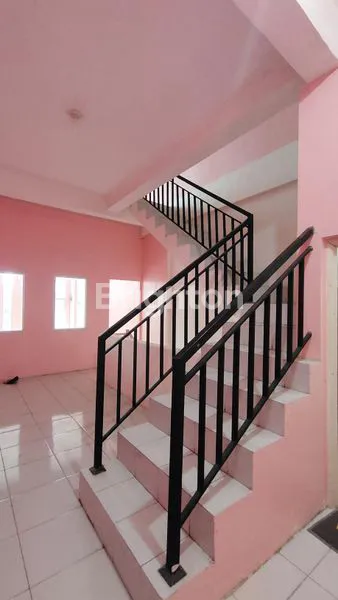 image RUKO DISEWAKAN BERSIH SIAP PAKAI 3 LANTAI STRATEGIS DI AREA SOEHAT MALANG (4)