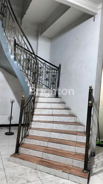 image  RUKO 2 LANTAI, LT 180M² DI DUKUH KUPANG (3)