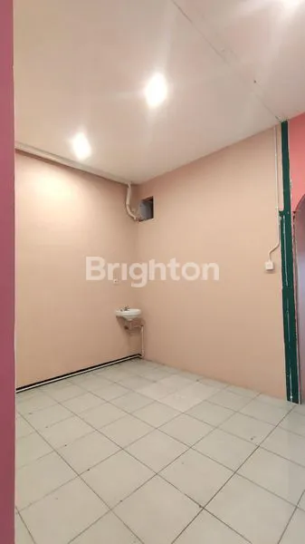 image RUKO DISEWAKAN BERSIH SIAP PAKAI 3 LANTAI STRATEGIS DI AREA SOEHAT MALANG (6)