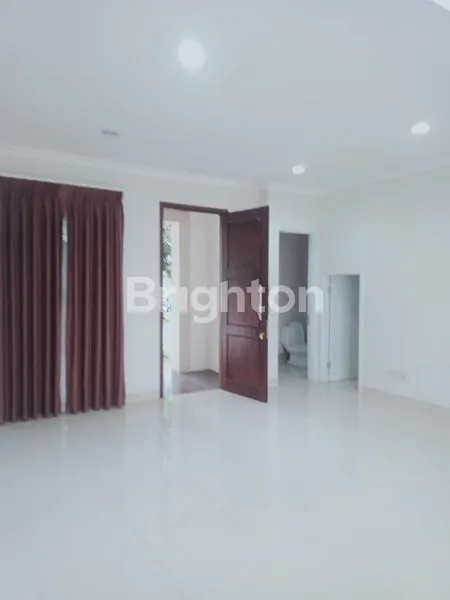 image MURAH RUMAH 2 LANTAI DI LINGKUNGAN RINDANG BSD,  THE EMINENT CLISTER VIVACIA, BSD CITY (1)