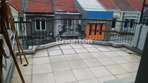 image RUMAH MURAH 3 LANTAI DALAM PERUMAHAN PERMATA TAMAN PALEM DEKAT TOL CENGKARENG,MAL TAMAN PALEM DAN RSUD CENGKARENG (5)