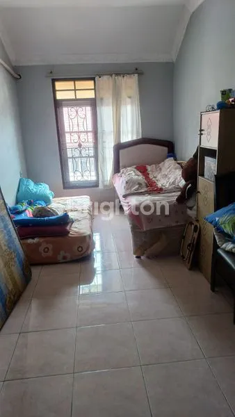 image RUMAH MURAH 3 LANTAI DALAM PERUMAHAN PERMATA TAMAN PALEM DEKAT TOL CENGKARENG,MAL TAMAN PALEM DAN RSUD CENGKARENG (3)