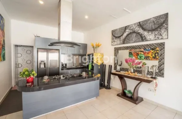 image VILLA SEWA EKSKLUSIF DI SEMINYAK – FULL FURNISHED (4)