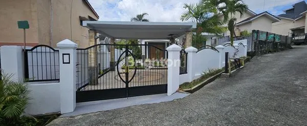 image RUMAH CANTIK DITENGAH KOTA (6)