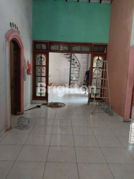 image RUMAH STRATEGIS DI JL RAYA KELAPA DUA, LT 250M² (6)