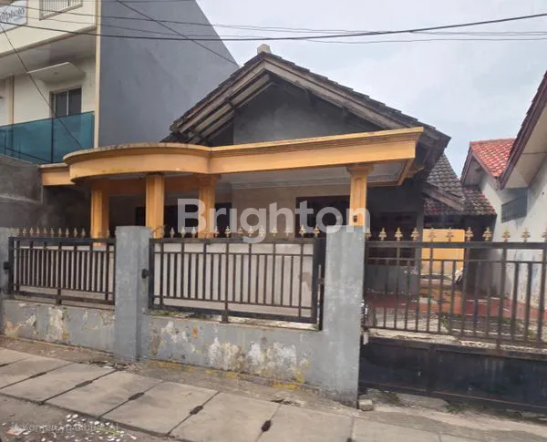 image RUMAH STRATEGIS DI JL RAYA KELAPA DUA, LT 250M² (1)