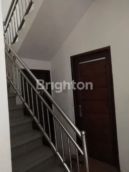 image RUMAH 2 LANTAI SHM, LT 200M² DI JALAN JUANDA (6)