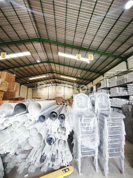 image DISEWAKAN GUDANG DI DALAM AREA PERGUDANGAN KARIANGAU  (1)