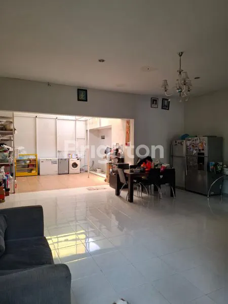 image DIJUAL CEPAT RUMAH MINIMALIS WOODLAND CITRALAND (2)