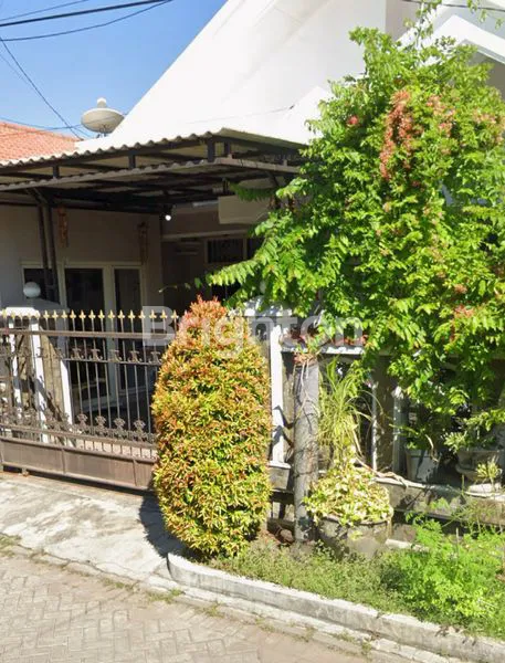 image RUMAH 2 LANTAI SIAP HUNI, LT 280M² DI MANYAR (1)