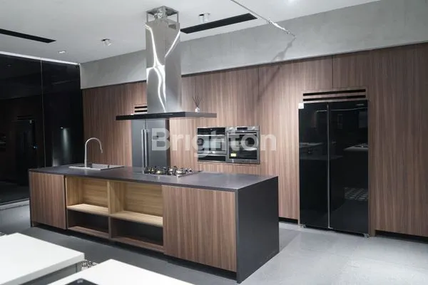 image GEDUNG KOMERSIAL SIAP PAKAI (5)