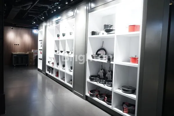 image GEDUNG KOMERSIAL SIAP PAKAI (7)