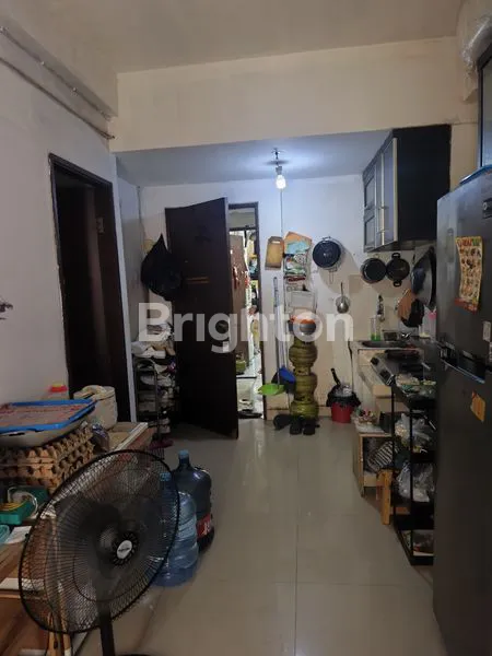 image RUMAH LAMA 2 LANTAI DI MERUYA UTARA (5)