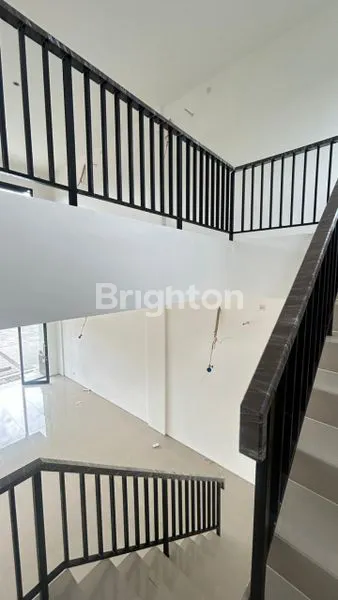 image RUKO LA VALLEE DENGAN KONSEP DESIGN PRANCIS,MEWAH,BERADA DI JALAN UTAMA CITRA GARDEN SERPONG (7)