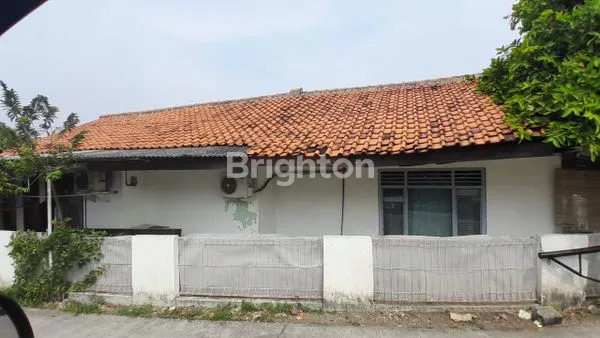 image LAHAN STRATEGIS SHM LT 159 M², SAMPING PINTU TOL DAN DEKAT LRT  (1)