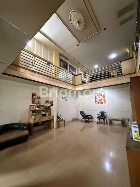 image RUMAH JELAMBAR ( 126M2 ) ROW JALAN LEBAR (4)