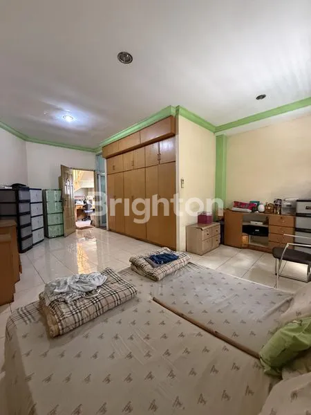 image RUMAH JELAMBAR ( 126M2 ) ROW JALAN LEBAR (5)