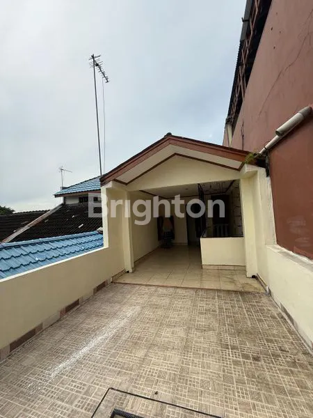 image RUMAH IDAMAN DI KOMPLEK PALEM MAS  (7)