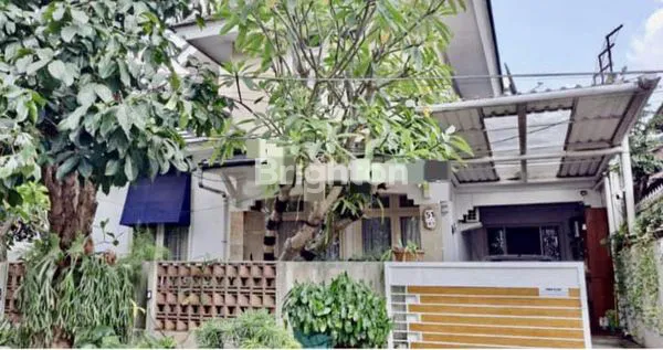 image RUMAH STRATEGIS, NYAMAN, TENANG DAN ASRI DI SEKTOR 5 BINTARO JAYA (1)