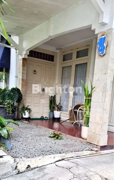 image RUMAH STRATEGIS, NYAMAN, TENANG DAN ASRI DI SEKTOR 5 BINTARO JAYA (2)