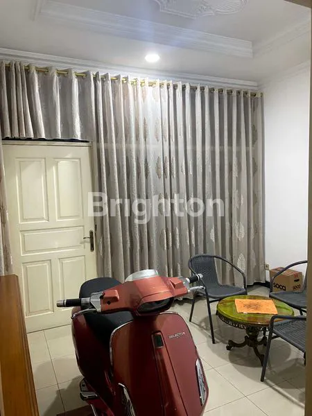 image DIJUAL: RUMAH BESAR SIAP HUNI DI SUNTER PERMAI JAYA • SHM • 4KT + 4KM\\N (5)