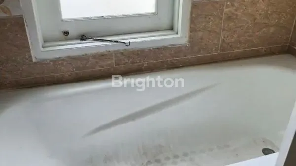 image RUMAH 2 LANTAI SIAP PAKAI DI SEMARANG BARAT (5)