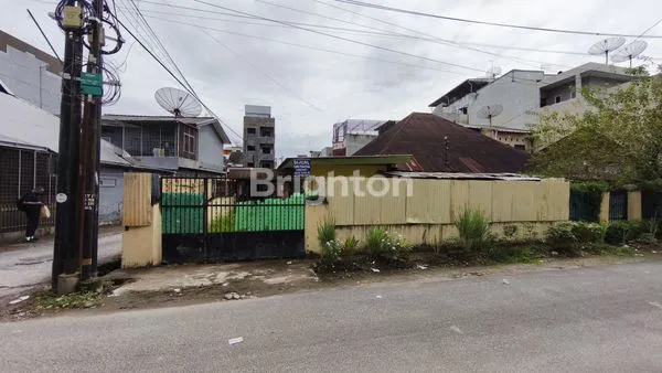 image TANAH LUAS 519 M² PLUS 2 RUMAH DI MEDAN KOTA (1)