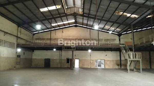 image GUDANG SIAP SEWA, LEGALITAS AMAN, AKSES CONTAINER 40 FEET, LOKASI DEKAT TOLL  1 KM, GUNUNG PUTRI - BOGOR. (3)