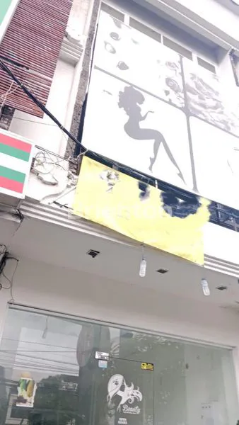 image RUKO PINGGIR JALAN AREA BYPAS SANUR TIGA LANTAI PUSAT RAMAI (1)