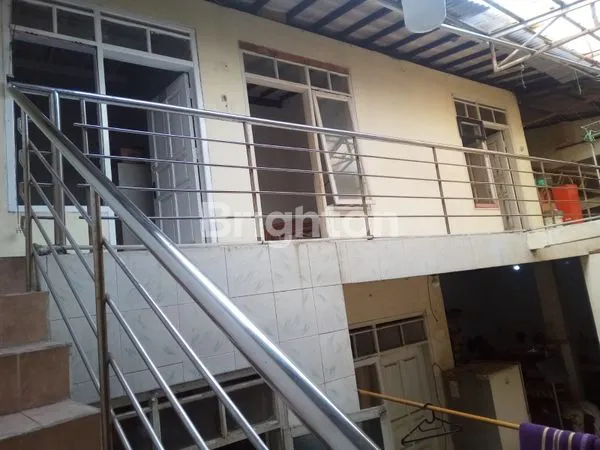 image RUMAH TINGGAL LENGKAP DENGAN USAHA KOS KOSAN DI DALAMNYA (6)