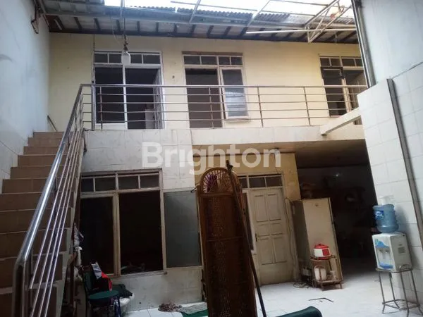 image RUMAH TINGGAL LENGKAP DENGAN USAHA KOS KOSAN DI DALAMNYA (7)