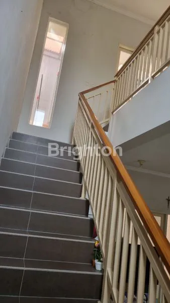 image RUMAH 2 LANTAI SIAP HUNI DI WISMA PERMAI TENGAH, DEKAT GALAXY MALL (5)