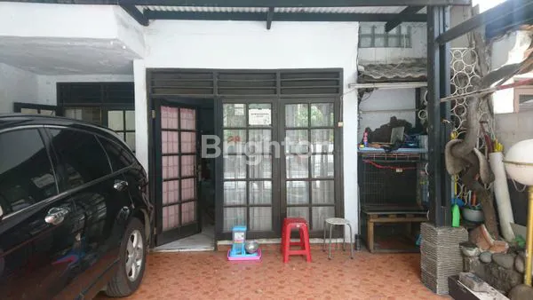 image RUMAH 2 LANTAI DI BCS KELAPA GADING JAKARTA UTARA (2)