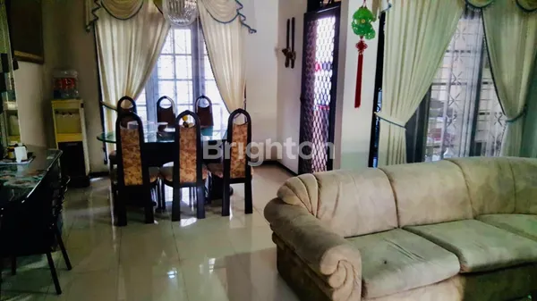 image RUMAH DARMO SATELIT UTARA SIAP HUNI BAGUS FULL FURNISH (FULL PERABOT) (4)