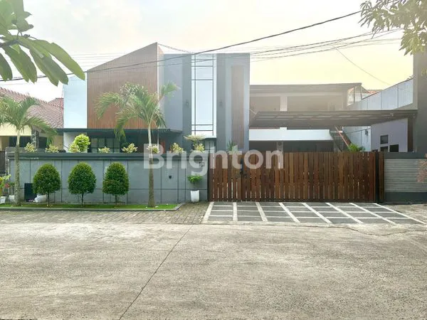 image RUMAH HOOK MEWAH + FULL FURNISH DI RAWALUMBU  (1)