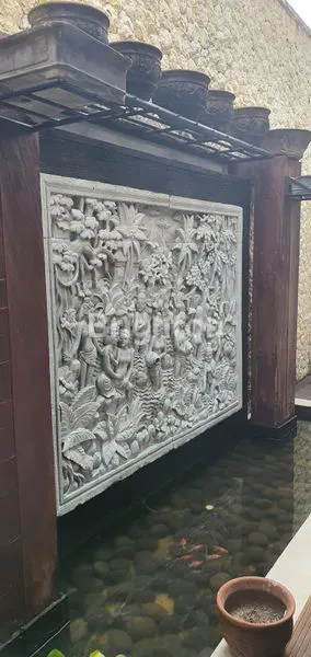 image DI JUAL RUMAH 2 LANTAI SESETAN (7)