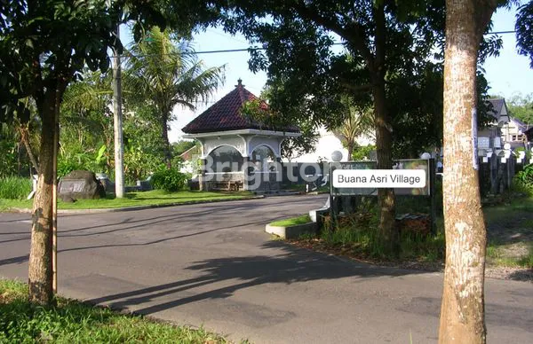 image TANAH SHM 1.054 M² LD 26 M – BISA BELI PER SERTIFIKAT / BORONGAN – DEKAT SLEMAN CITY HALL (1)