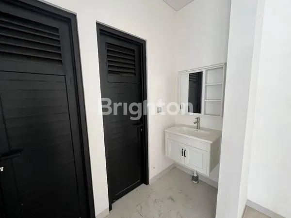 image DISEWAKAN RUKO BARU MURAH DI JALAN RAYA KEROBOKAN KUTA UTARA SUNSET ROAD BADUNG BALI (6)