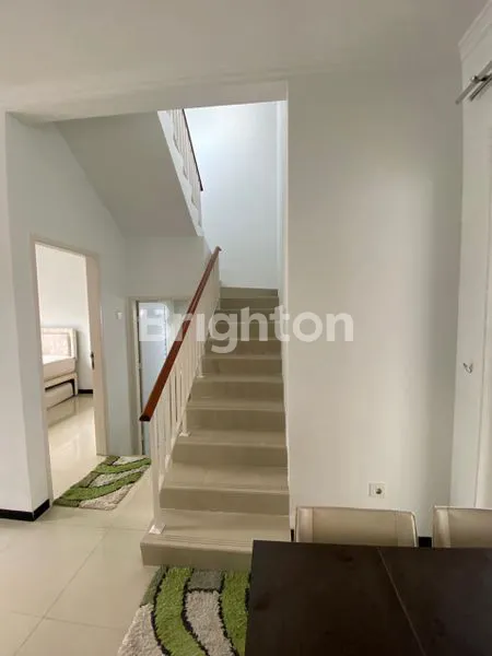 image RUMAH 2 LANTAI FURNISHED LENGKAP DI ALAYA (1)