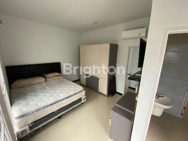 image RUMAH 2 LANTAI FURNISHED LENGKAP DI ALAYA (7)