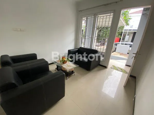 image RUMAH 2 LANTAI FURNISHED LENGKAP DI ALAYA (2)