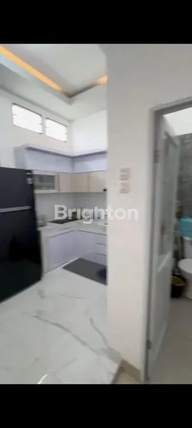 image PALEMBANG  DI JUAL HOUSE  BEBAS BANJIR  FULL FURNISH  PARKIR LUAS RUMAH DEPAN TAMAN (3)