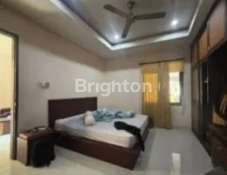 image RUMAH BESAR 6 KAMAR DI SIDAKARYA, SESETAN DENPASAR (4)