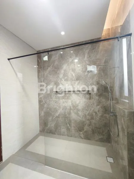 image RUMAH MEWAH BARU DI PAKUWON INDAH, LT 375M² (8)