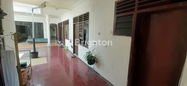 image INVESTASI CERDAS! RUMAH + KOST AKTIF DEKAT KAMPUS UK PETRA & SIER (5)