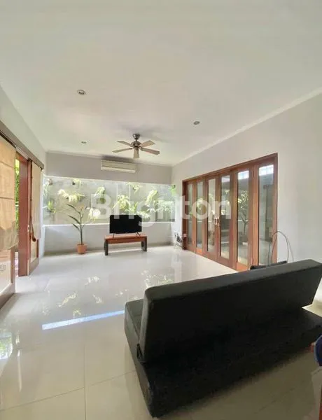 image VILLA FULLY FURNISHED IN KEROBOKAN (2)
