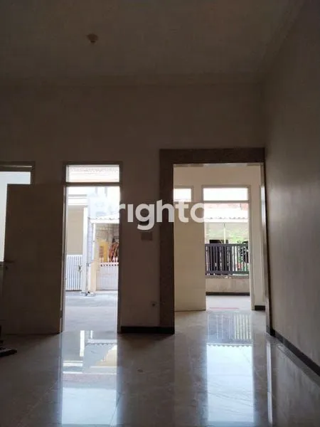 image MANUKAN AREA SURABAYA BARAT (3)