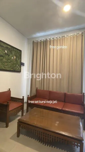 image RUMAH EASTERN HILL SBY TIMUR SIAP HUNI BAGUS FASILITAS LENGKAP  (3)